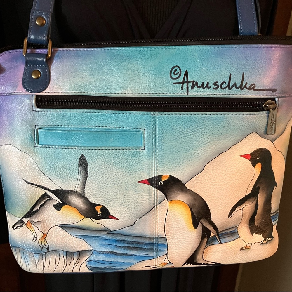 Anuschka Arctic Emperor Penguins Leather Hand Painted Organizer Crossbody RFID - Picture 2 of 13